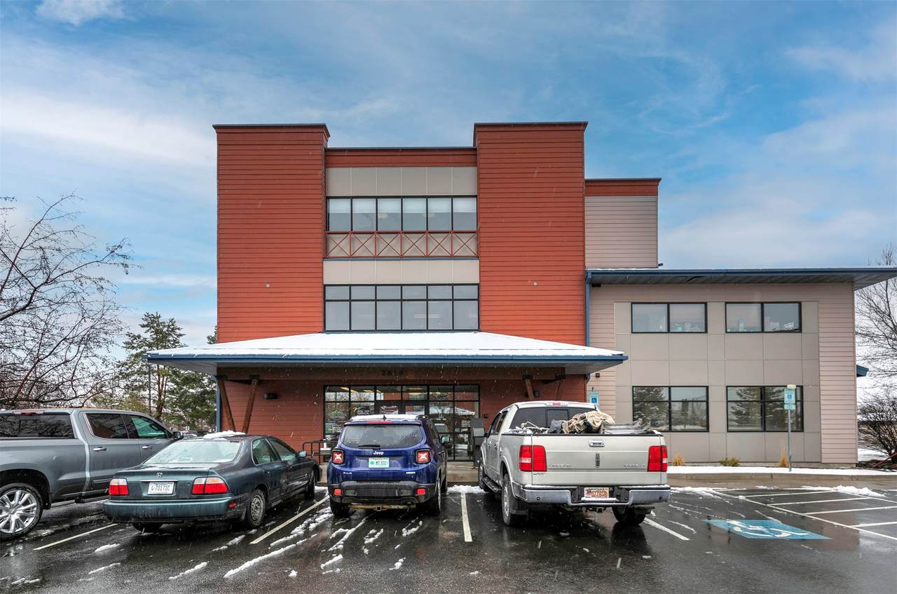 2819 Great Northern Loop - Photo 1