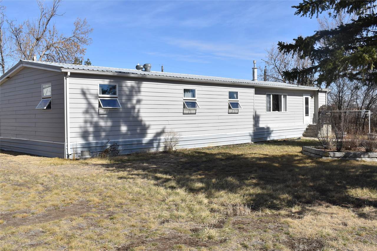 208 2nd Avenue - Photo 1