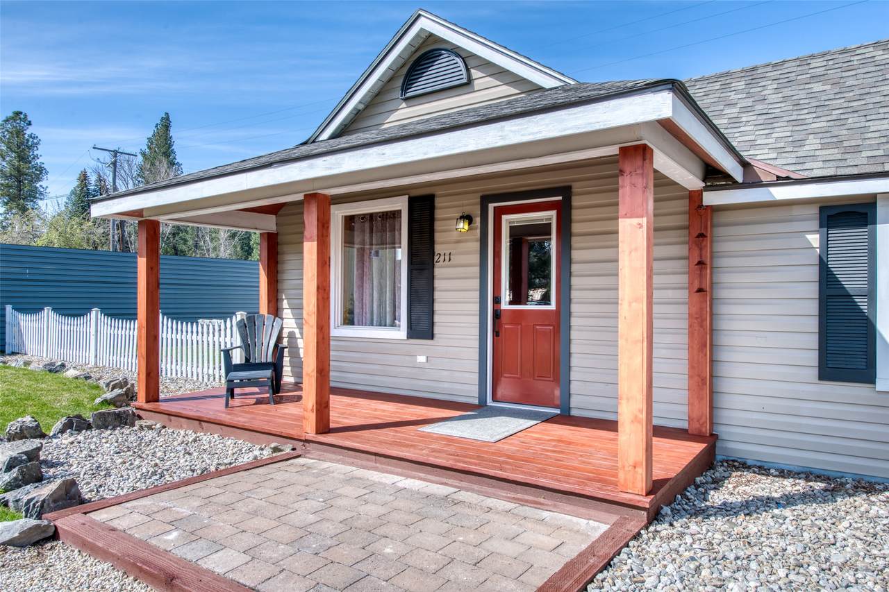 211 Main Street - Photo 1