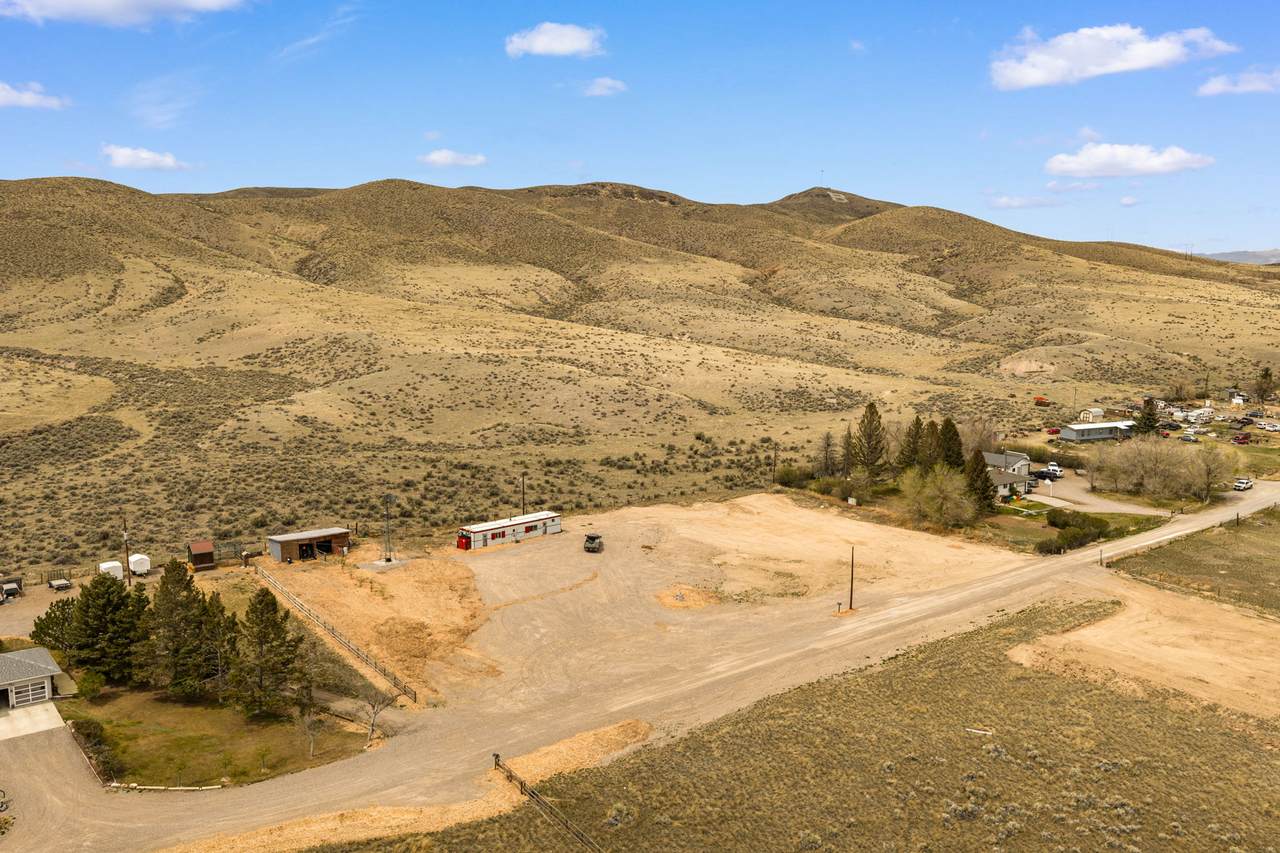 1320 Lovers Leap Road - Photo 1