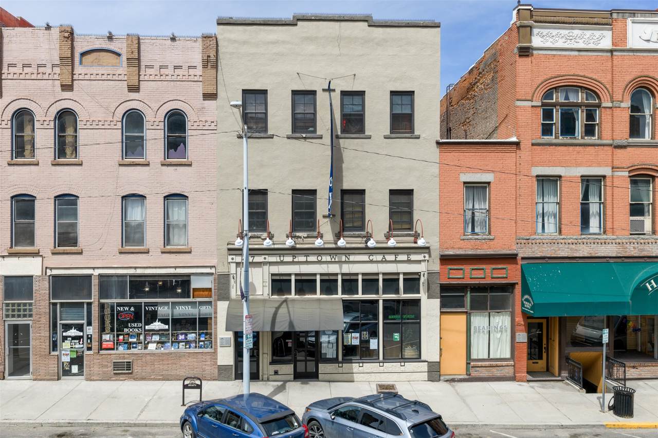 47 Broadway Street - Photo 1