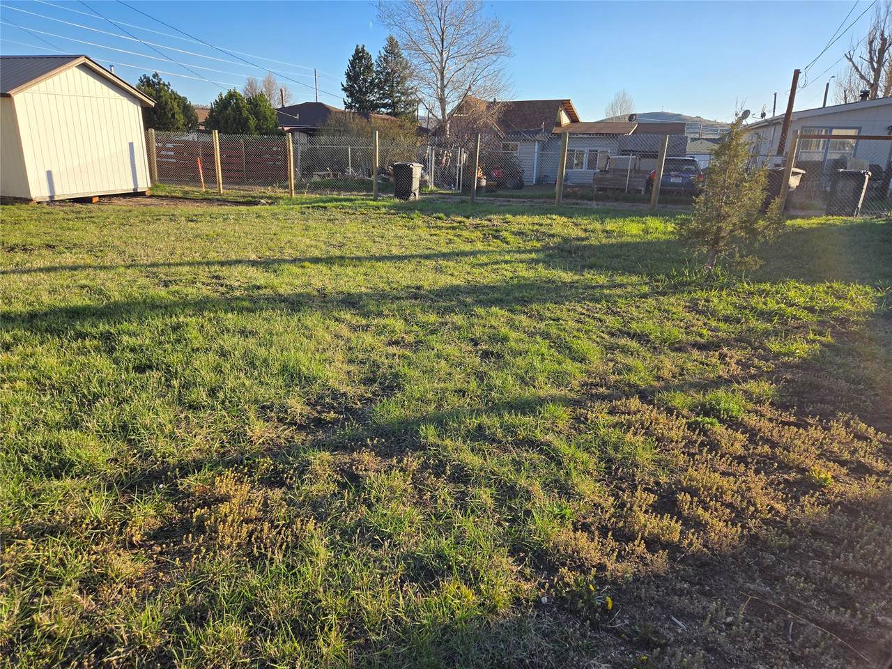 TBD Iowa Avenue - Photo 1