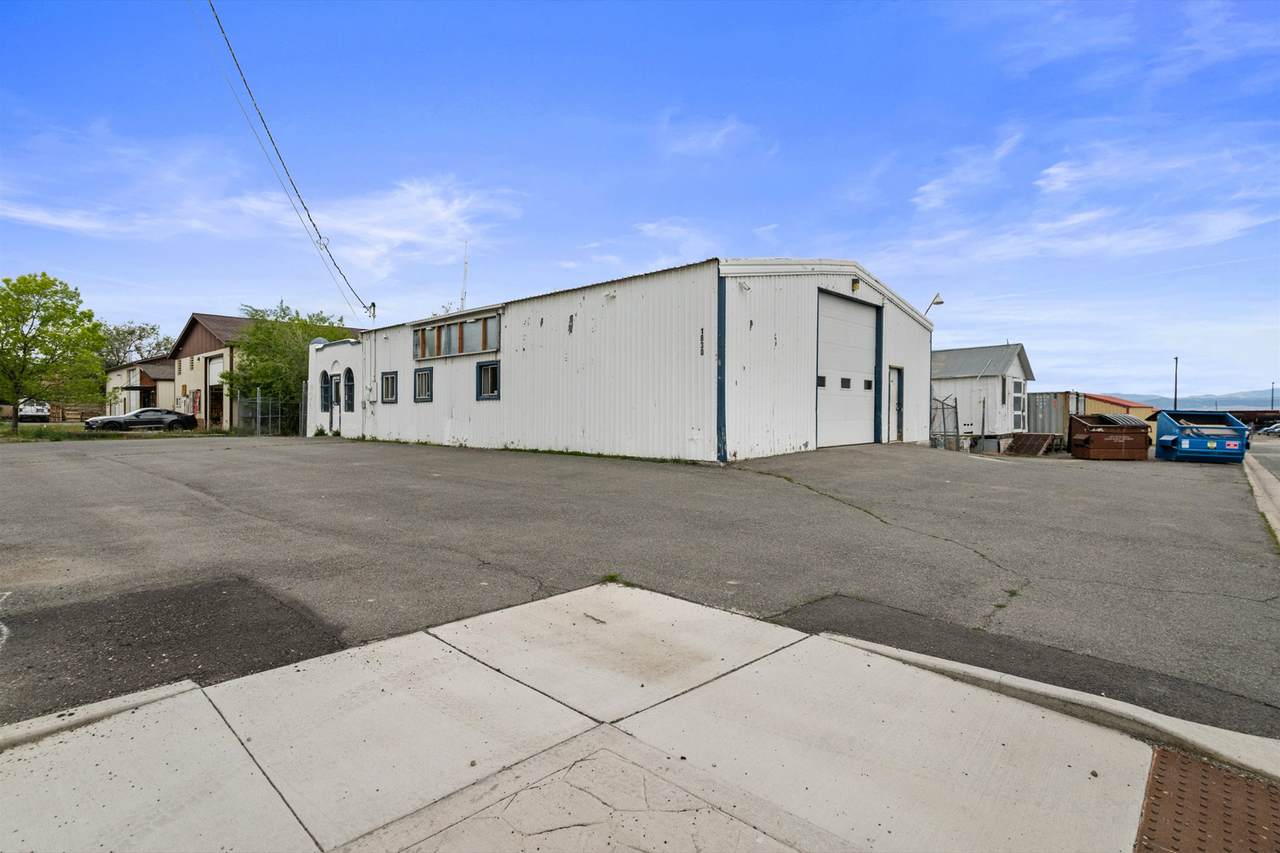 1830 Boulder Avenue - Photo 1