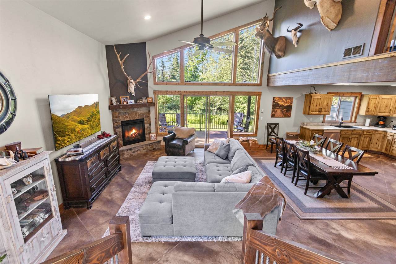 538 Evergreen Drive - Photo 1