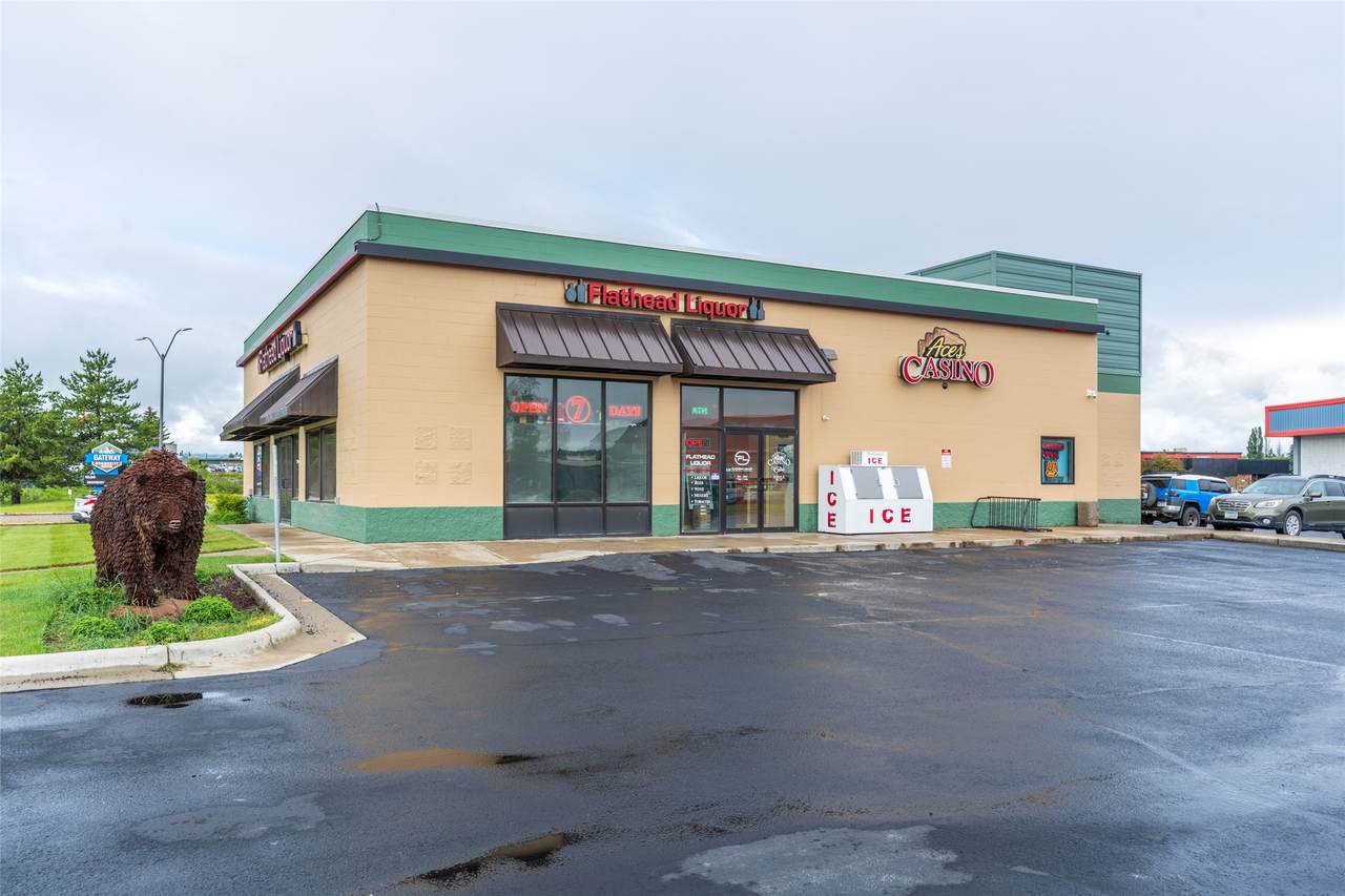 1121 Us Highway 2 - Photo 1
