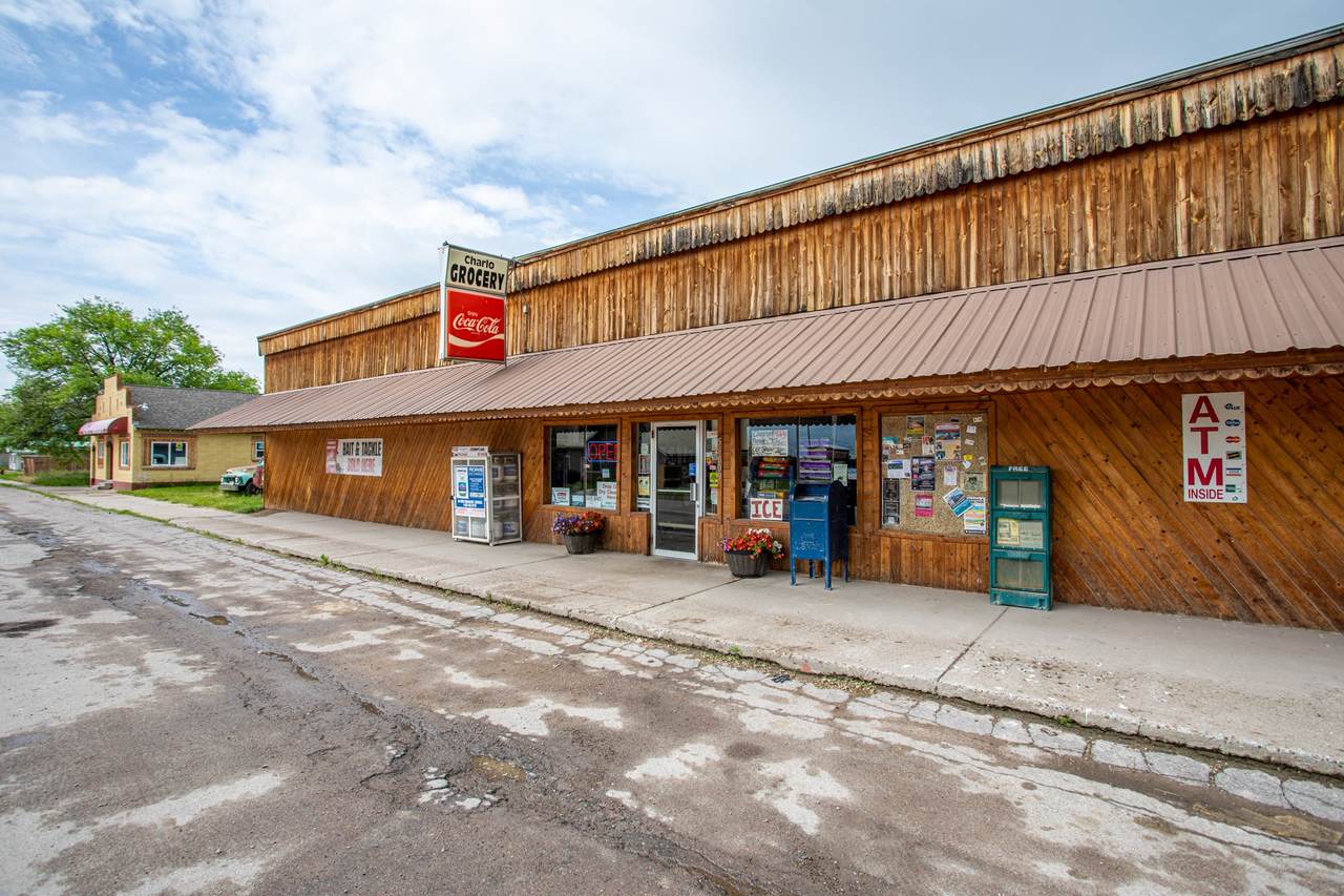 56609 Hwy 212 - Photo 1
