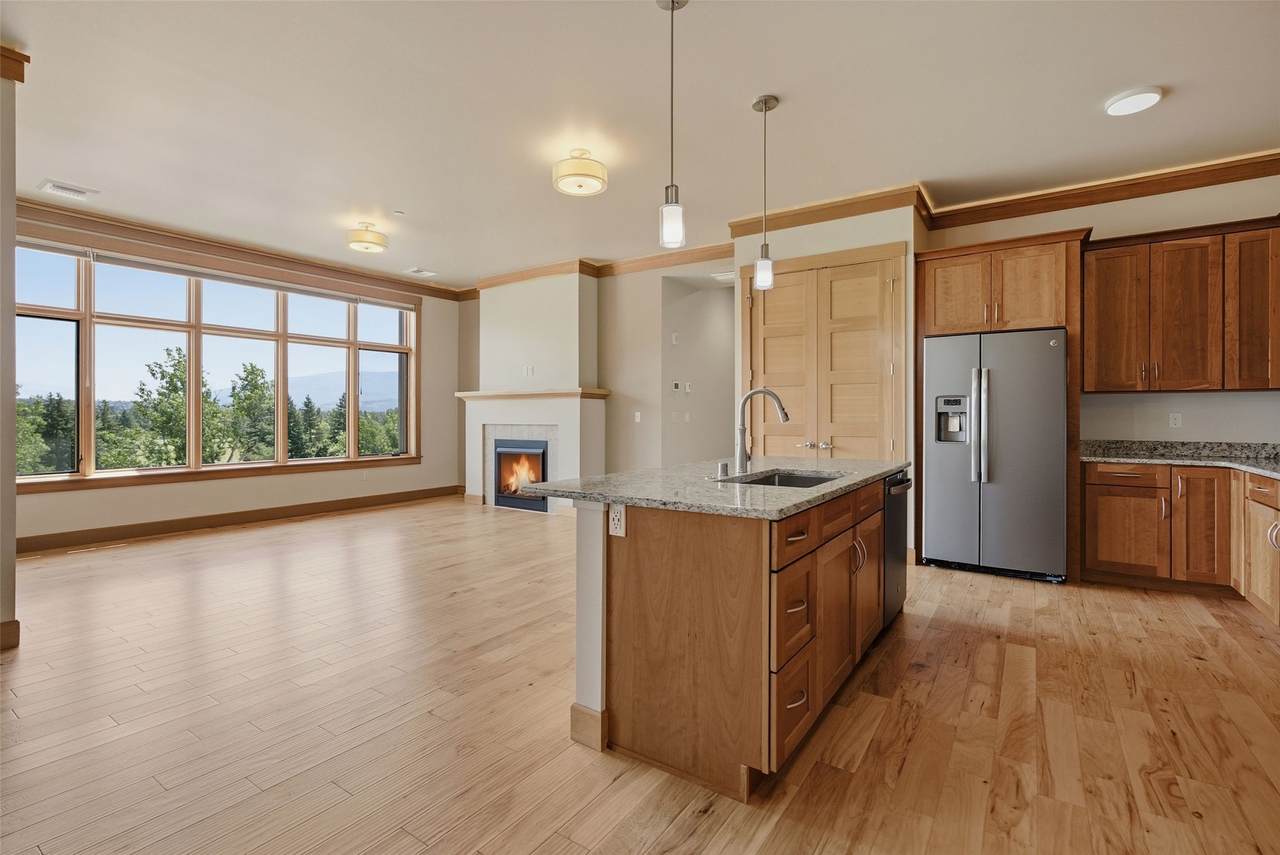 2625 Dearborn Avenue - Photo 1