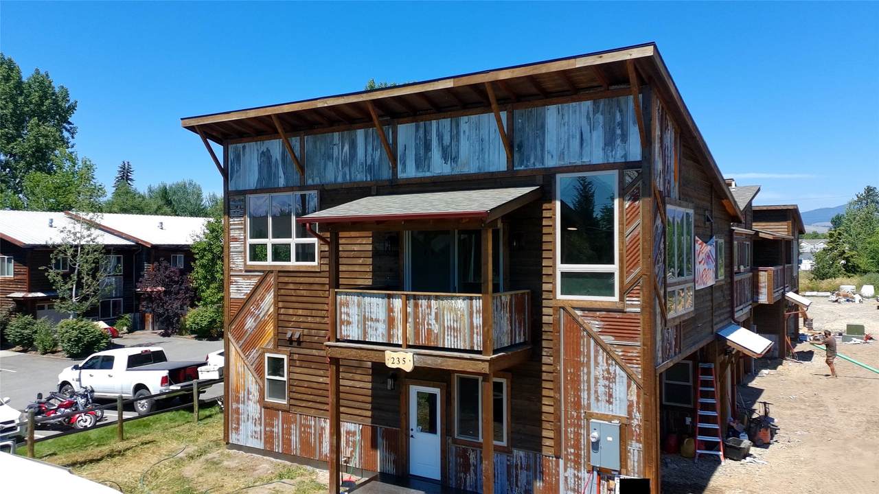 235 Grant Street - Photo 1