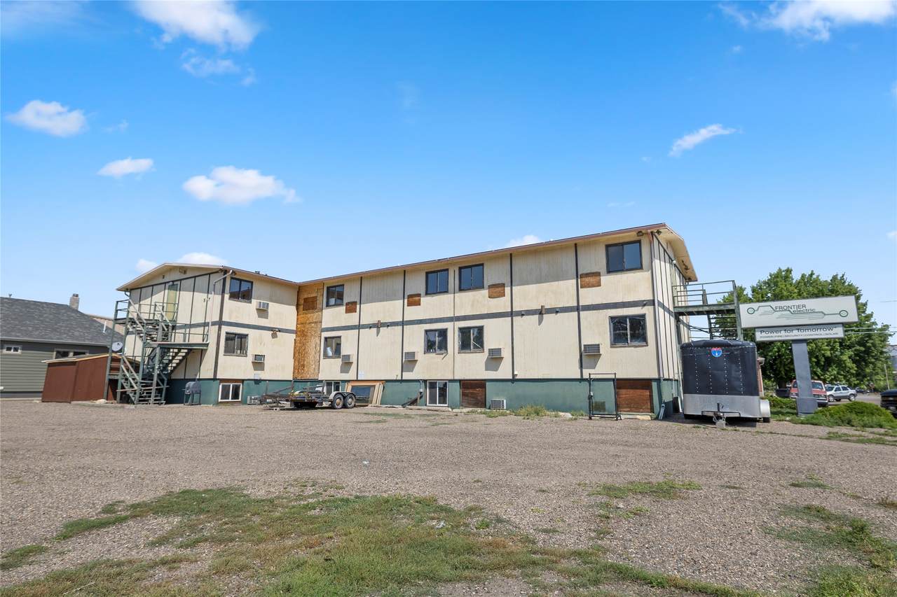 537 2nd Street - Photo 1