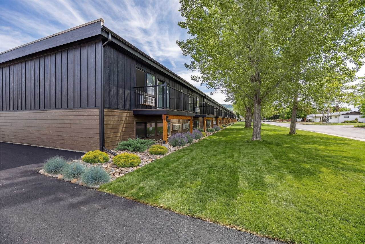 3000 Washburn Avenue - Photo 1