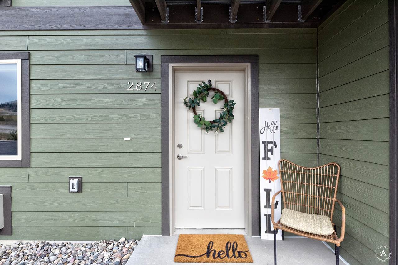 2874 Overlook Boulevard - Photo 1