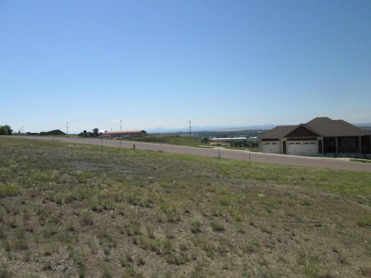 1001 Skyline Dr - Photo 1