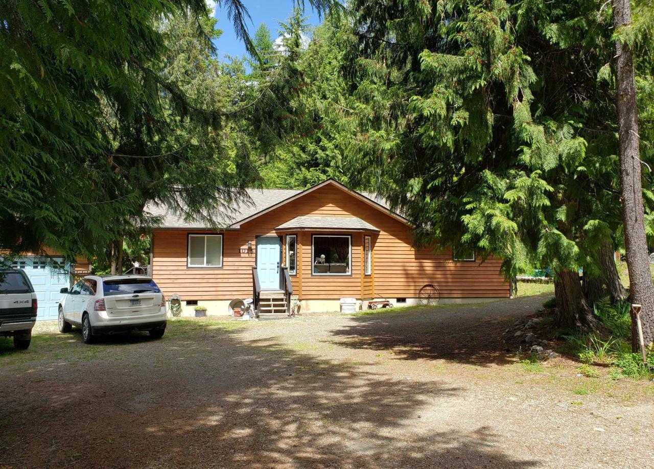 1015 Halo Drive - Photo 1