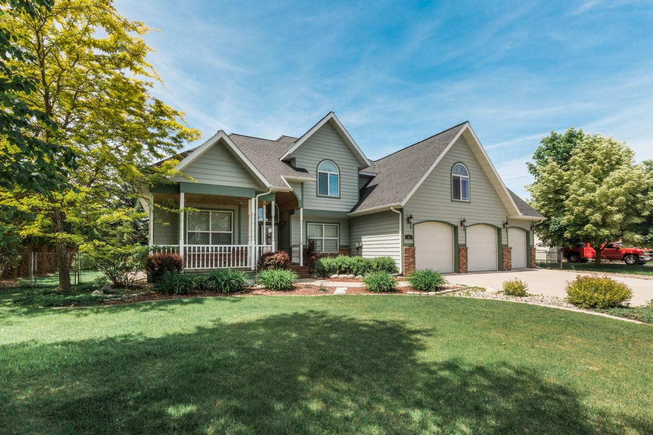 22 Chip Court - Photo 1