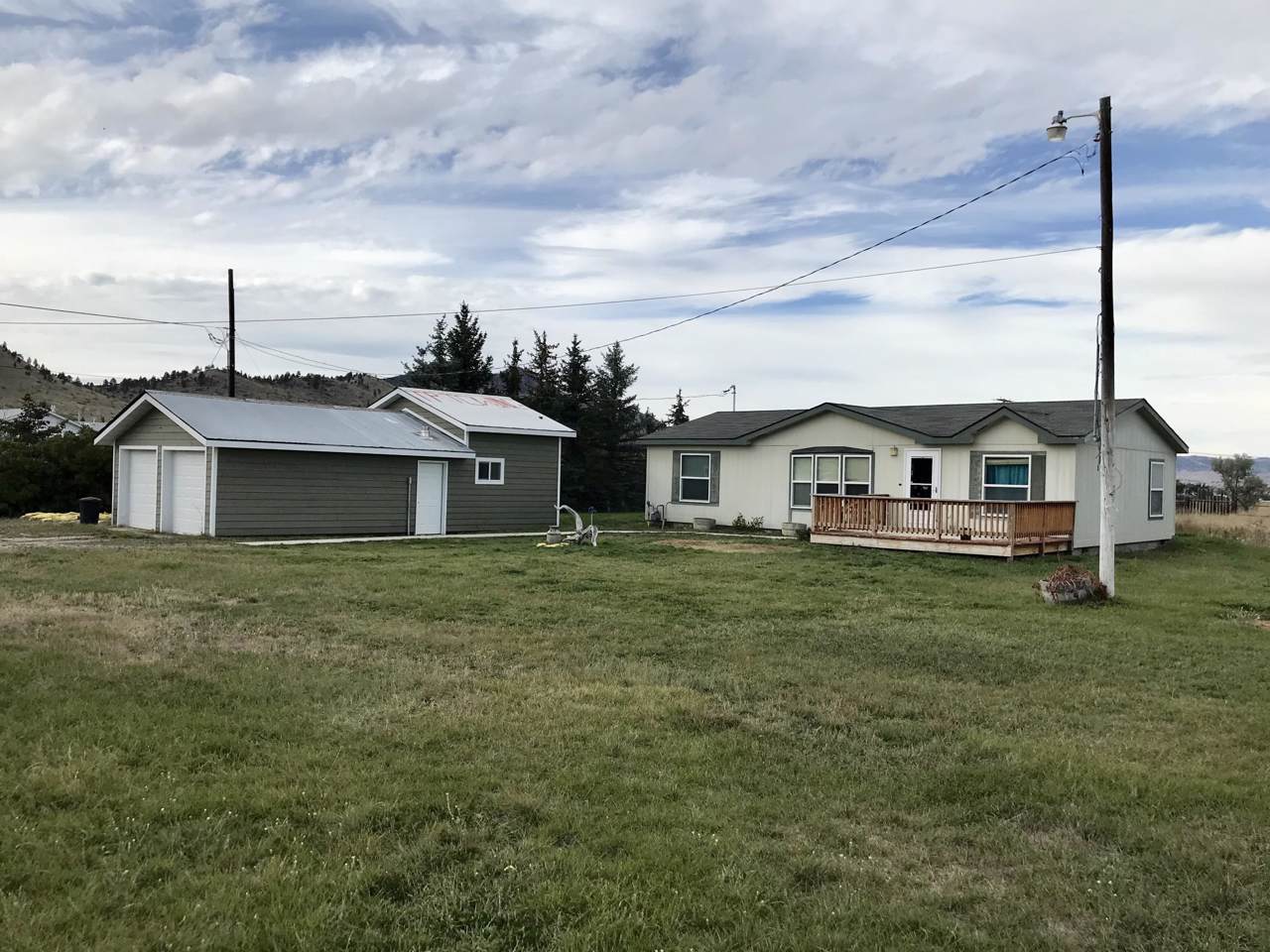 430 Sewell Road - Photo 1