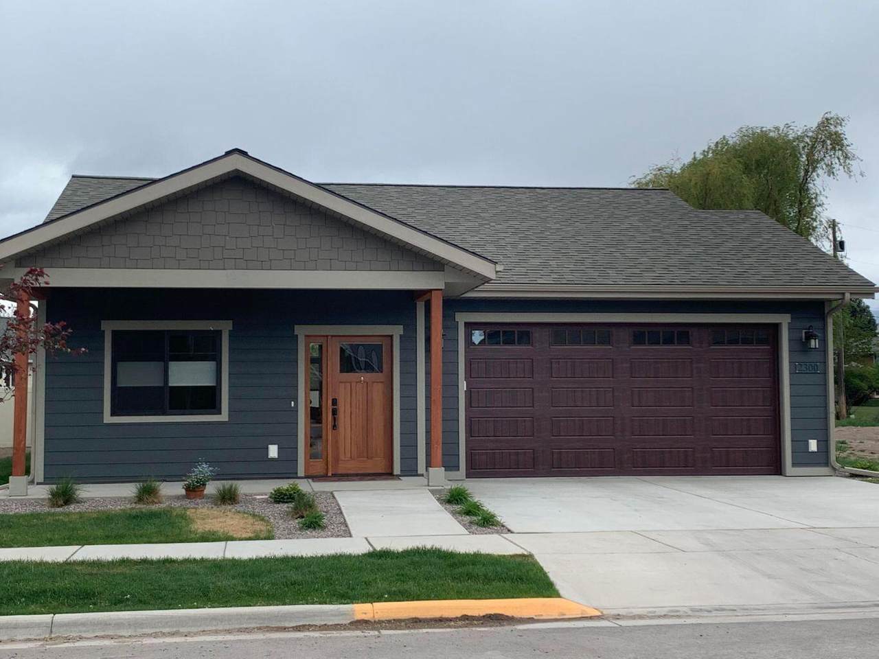 3881 Festus Way - Photo 1