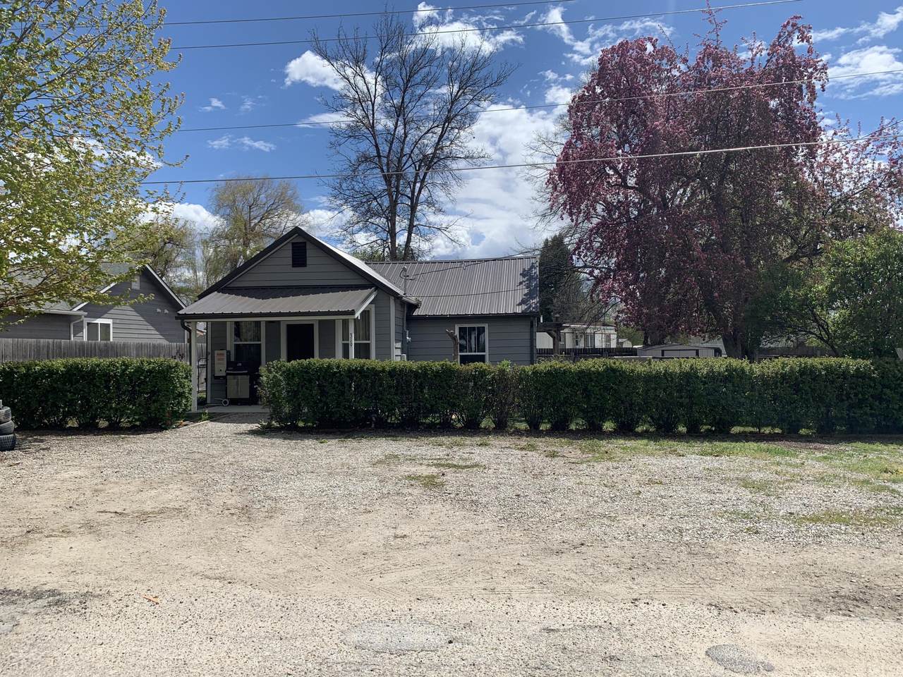 319 2nd Street - Photo 1