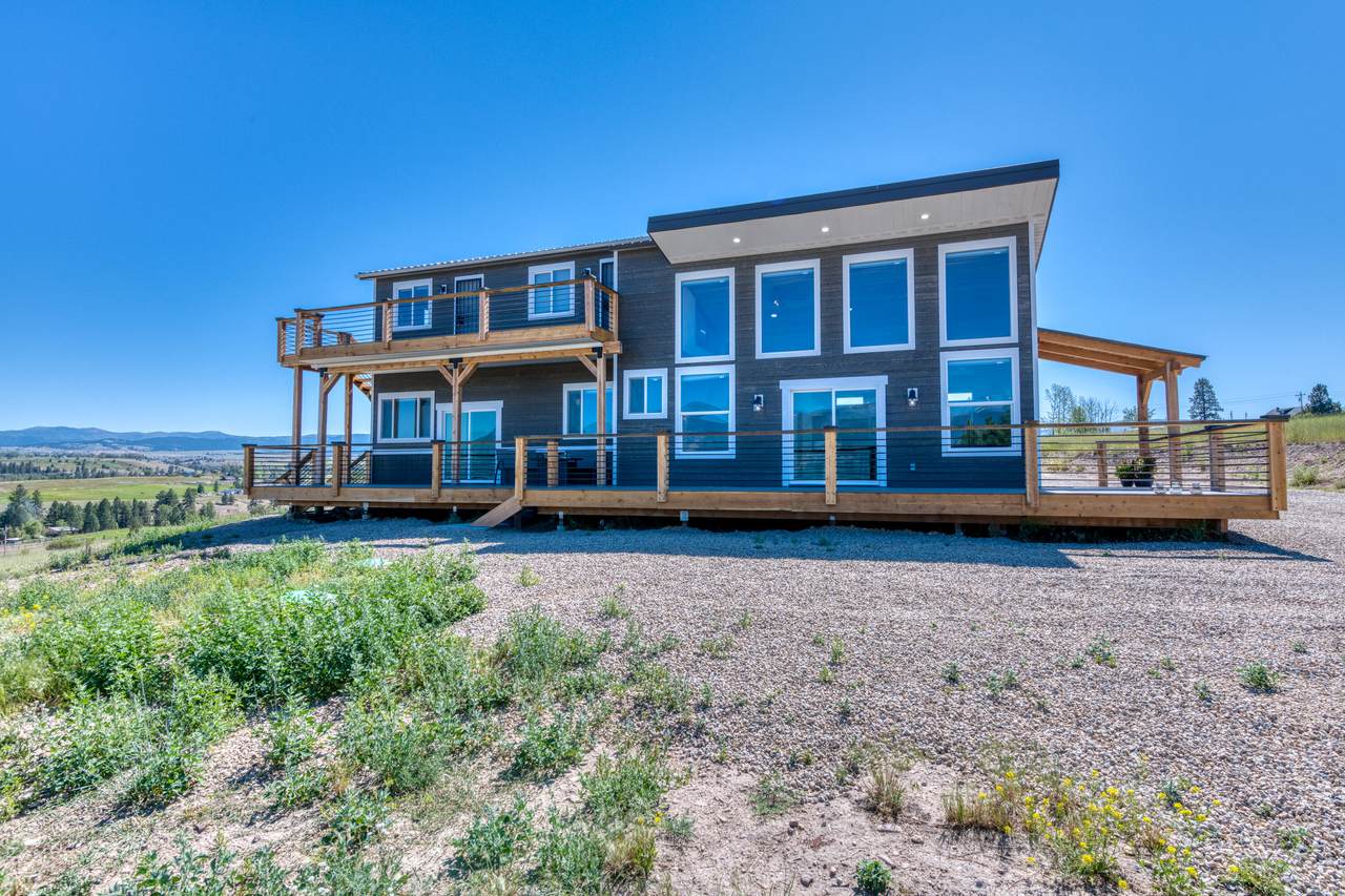 4728 Northview Drive - Photo 1