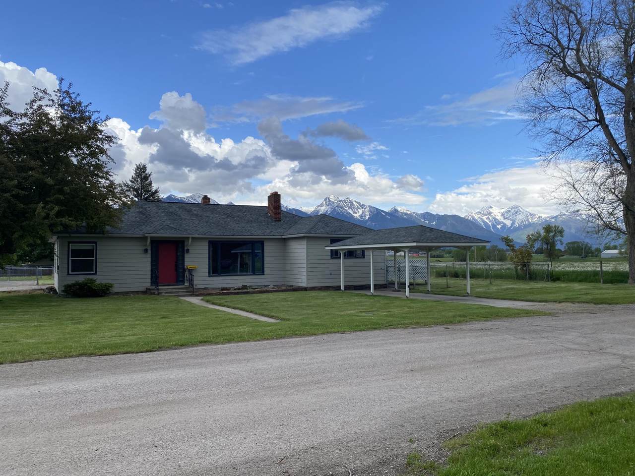 720 6th Avenue - Photo 1