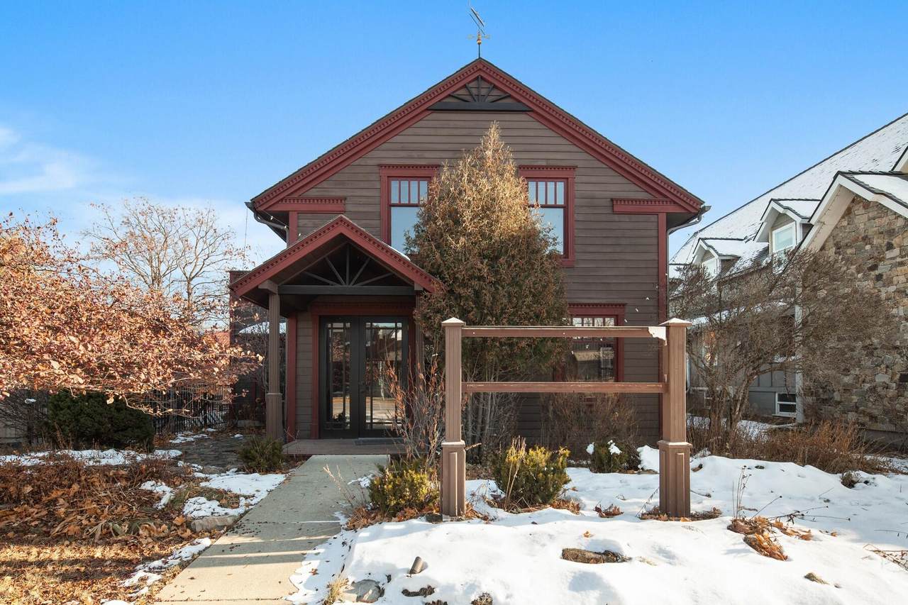 335 Spokane Avenue - Photo 1
