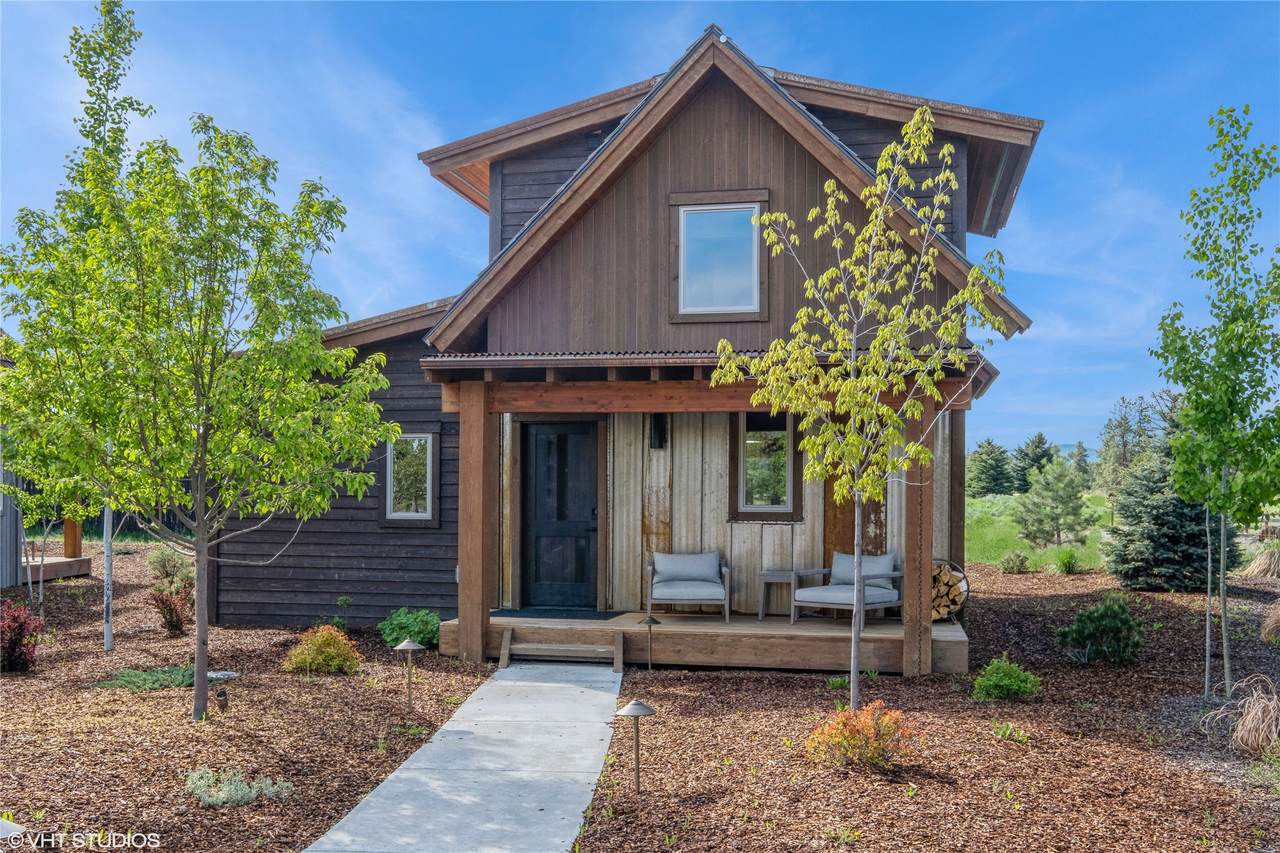 19 Haflinger Cottage Way - Photo 1