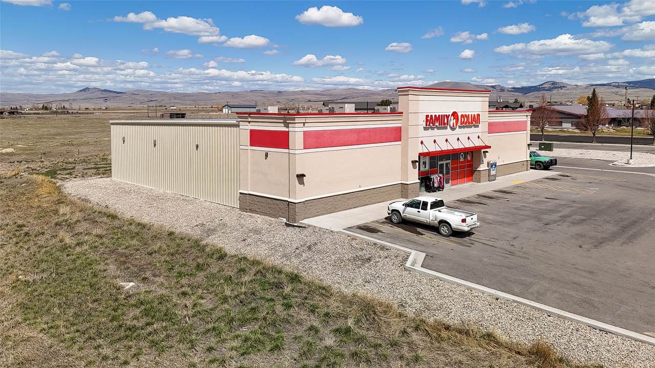 1002 Buckskin Drive - Photo 1