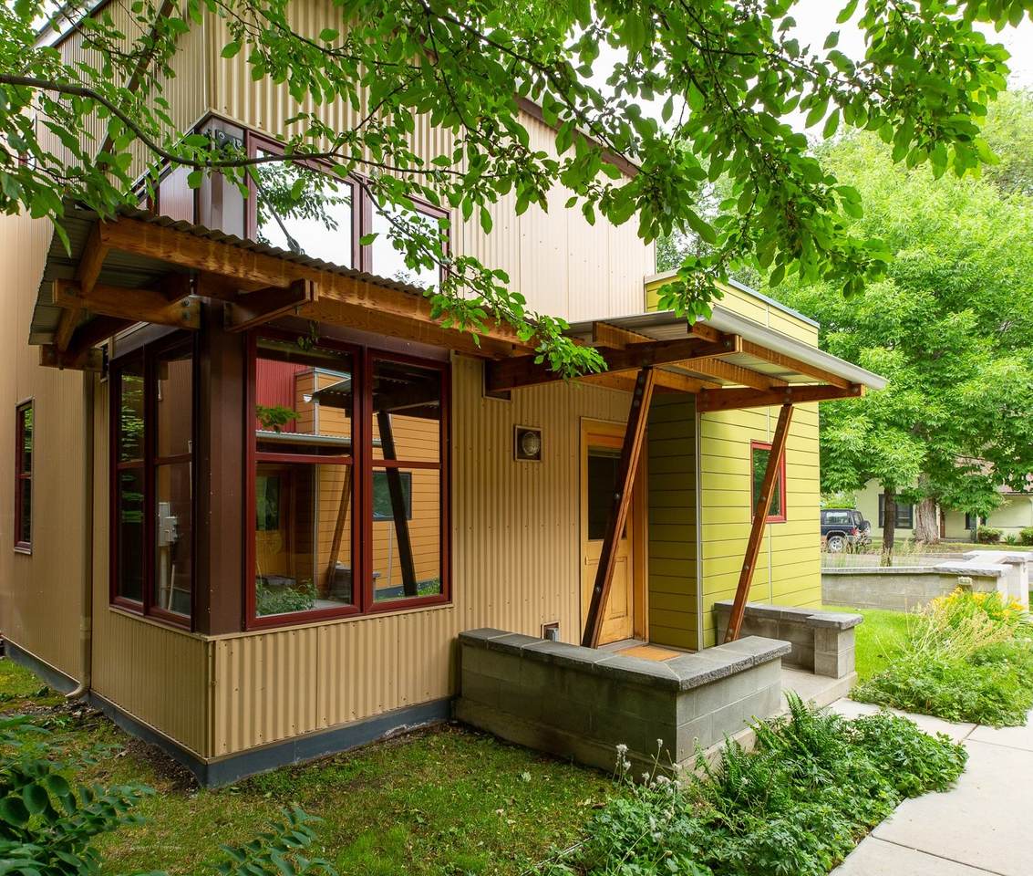 1419 Phillips Street - Photo 1