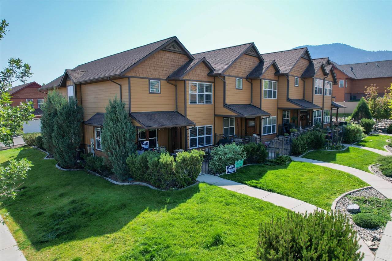 2541 Overlook Boulevard - Photo 1