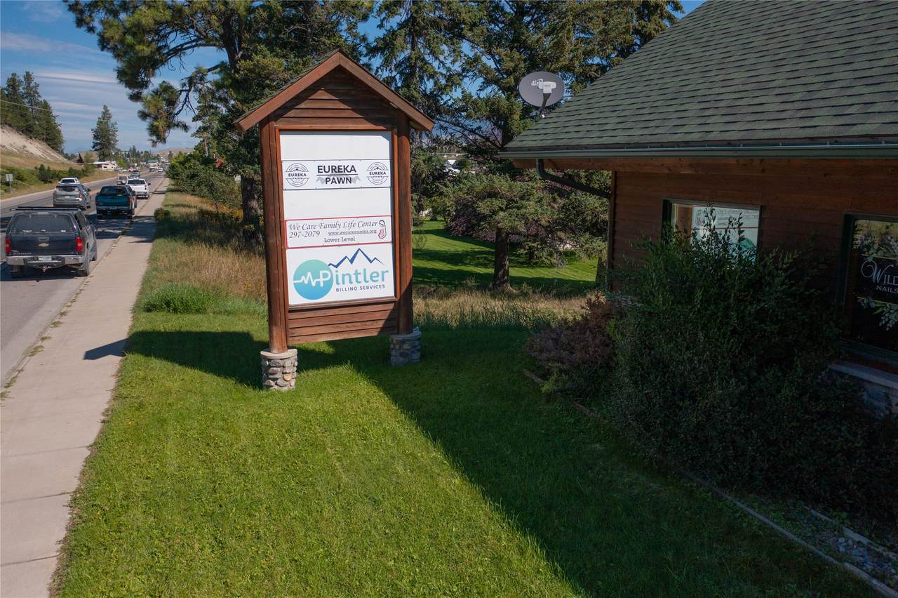 602 Dewey Avenue - Photo 1