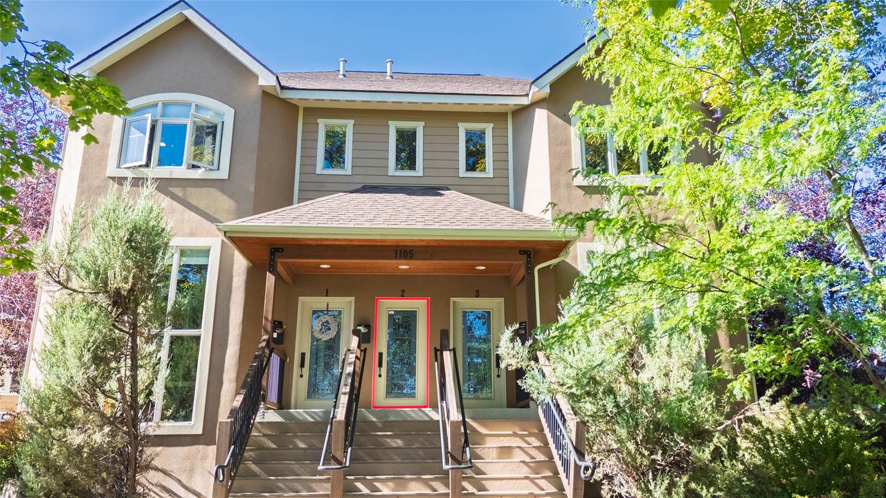 1105 Stephens Avenue - Photo 1