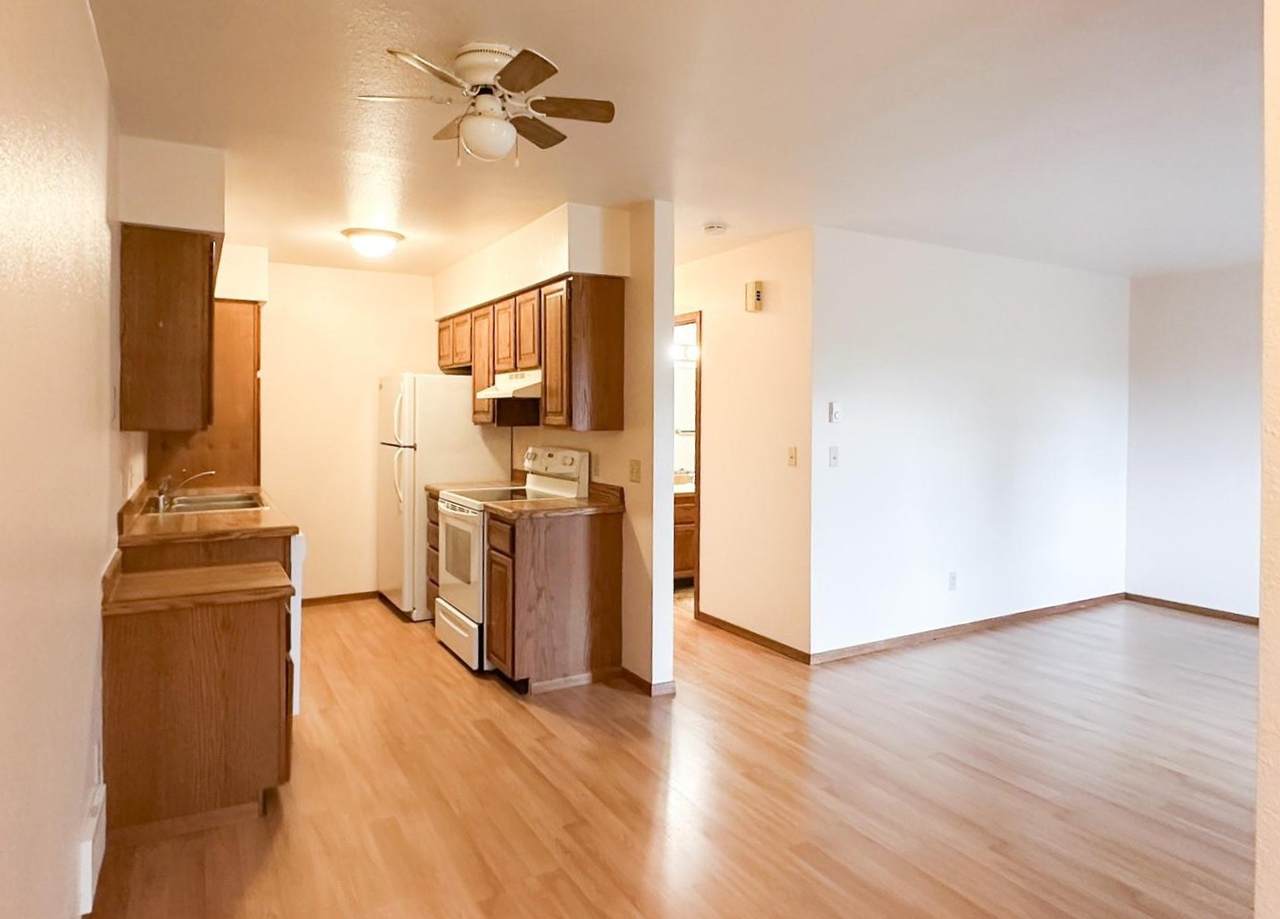 2540 Belt View Drive - Photo 1