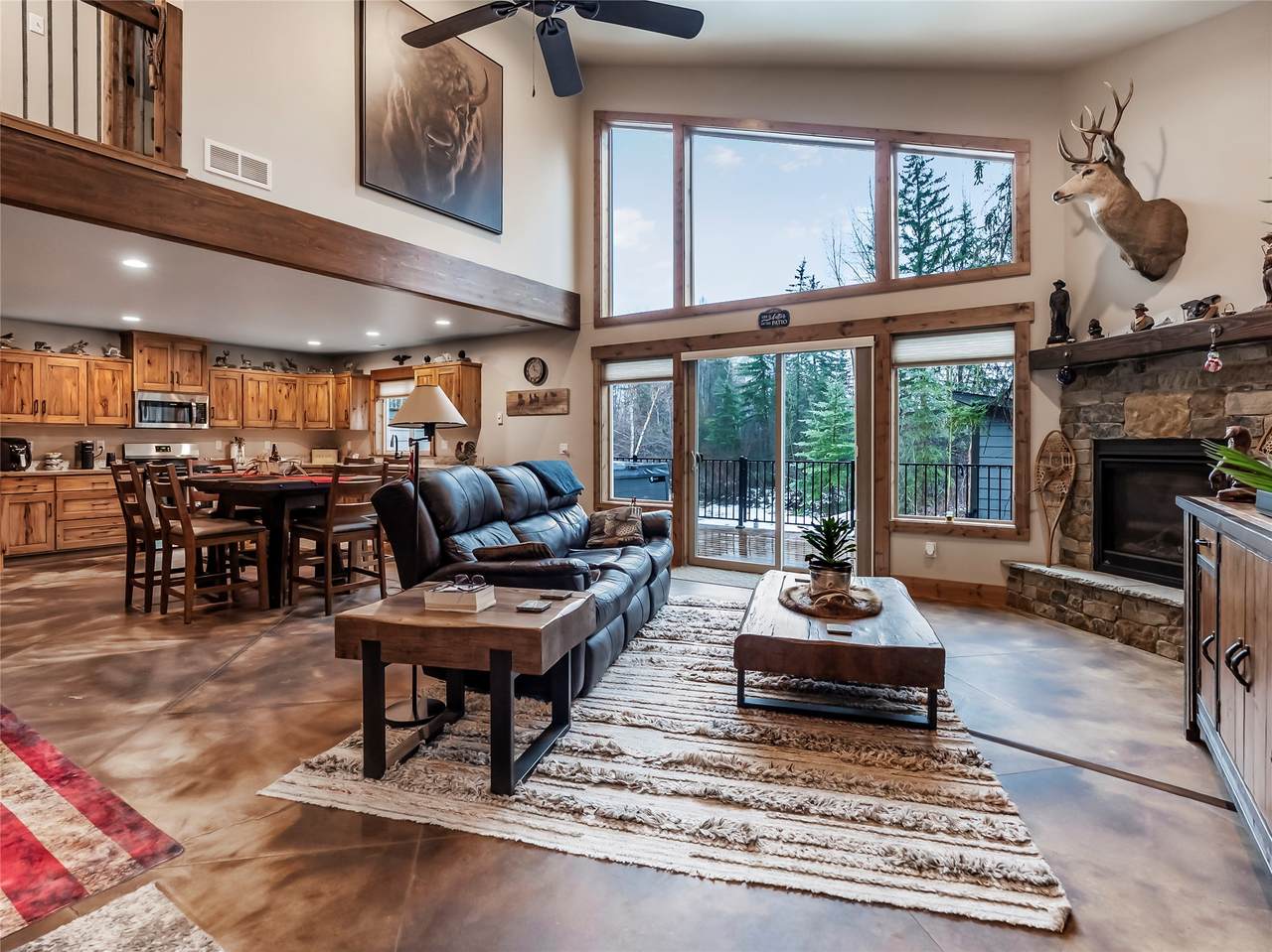 536 Evergreen Drive - Photo 1