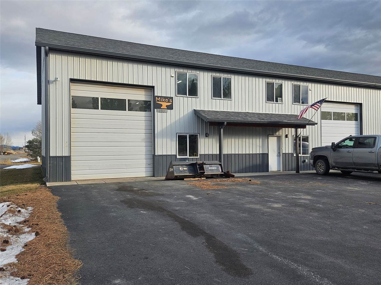 162 Zoot Way - Photo 1