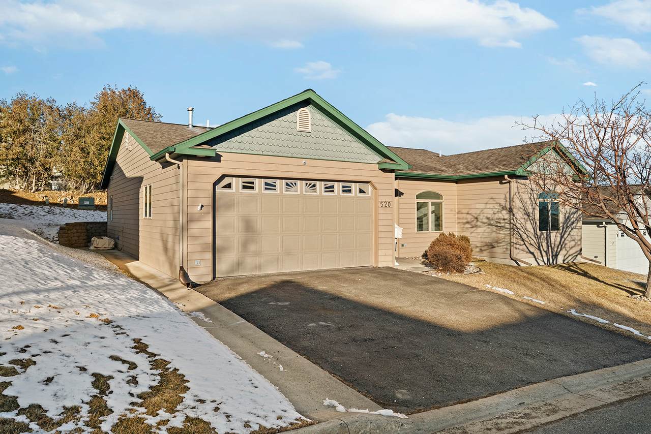 520 Burnham Place - Photo 1