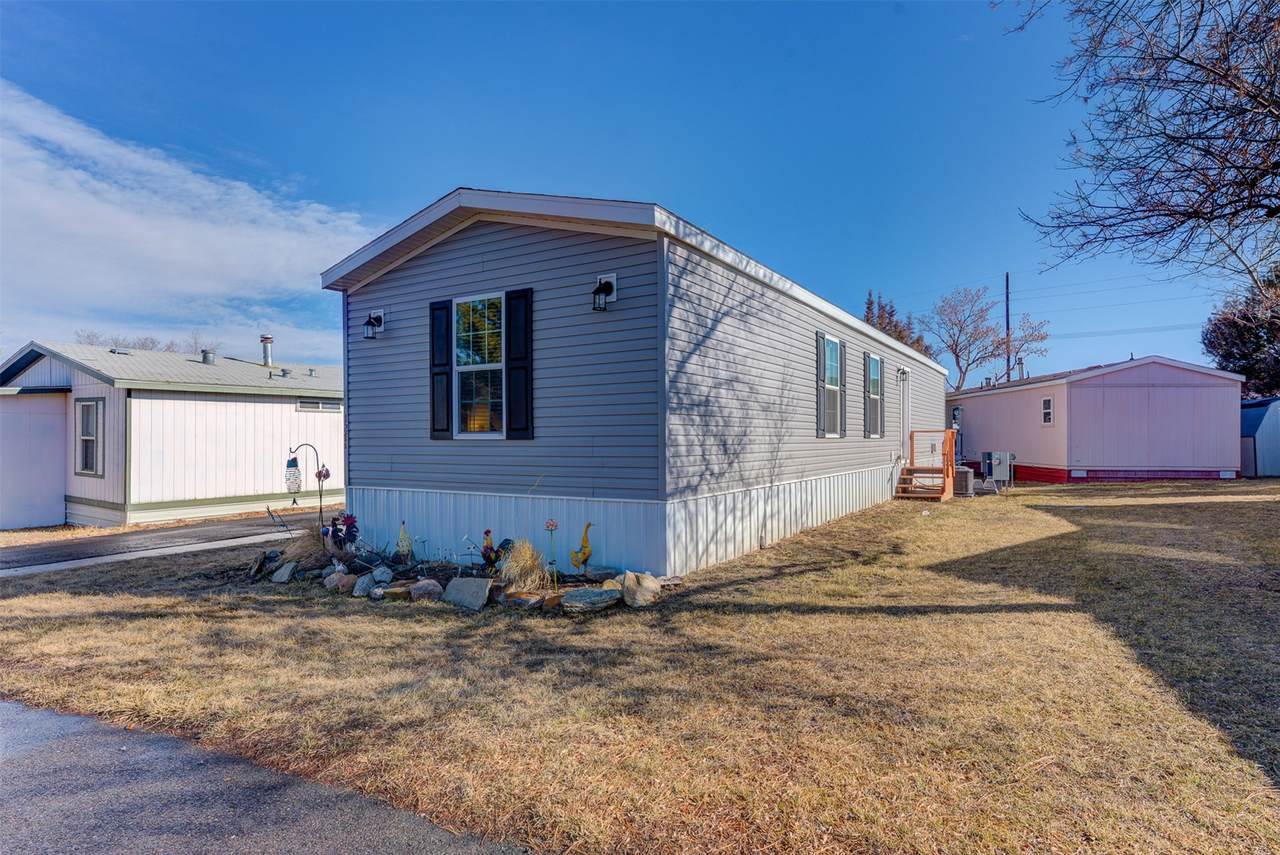 3000 Villard Avenue - Photo 1