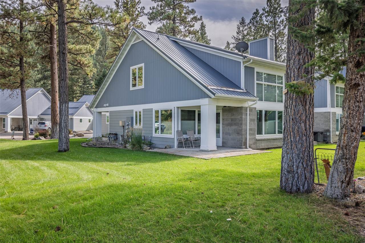35 Stoney Brook Drive - Photo 1