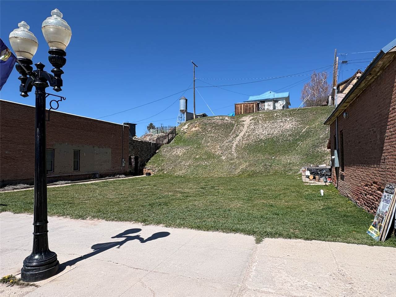 133 Broadway - Photo 1