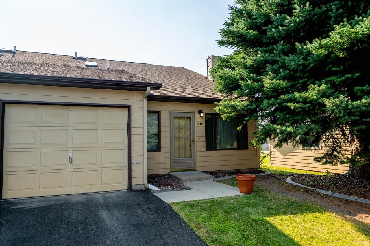 516 Coventry Court - Photo 1