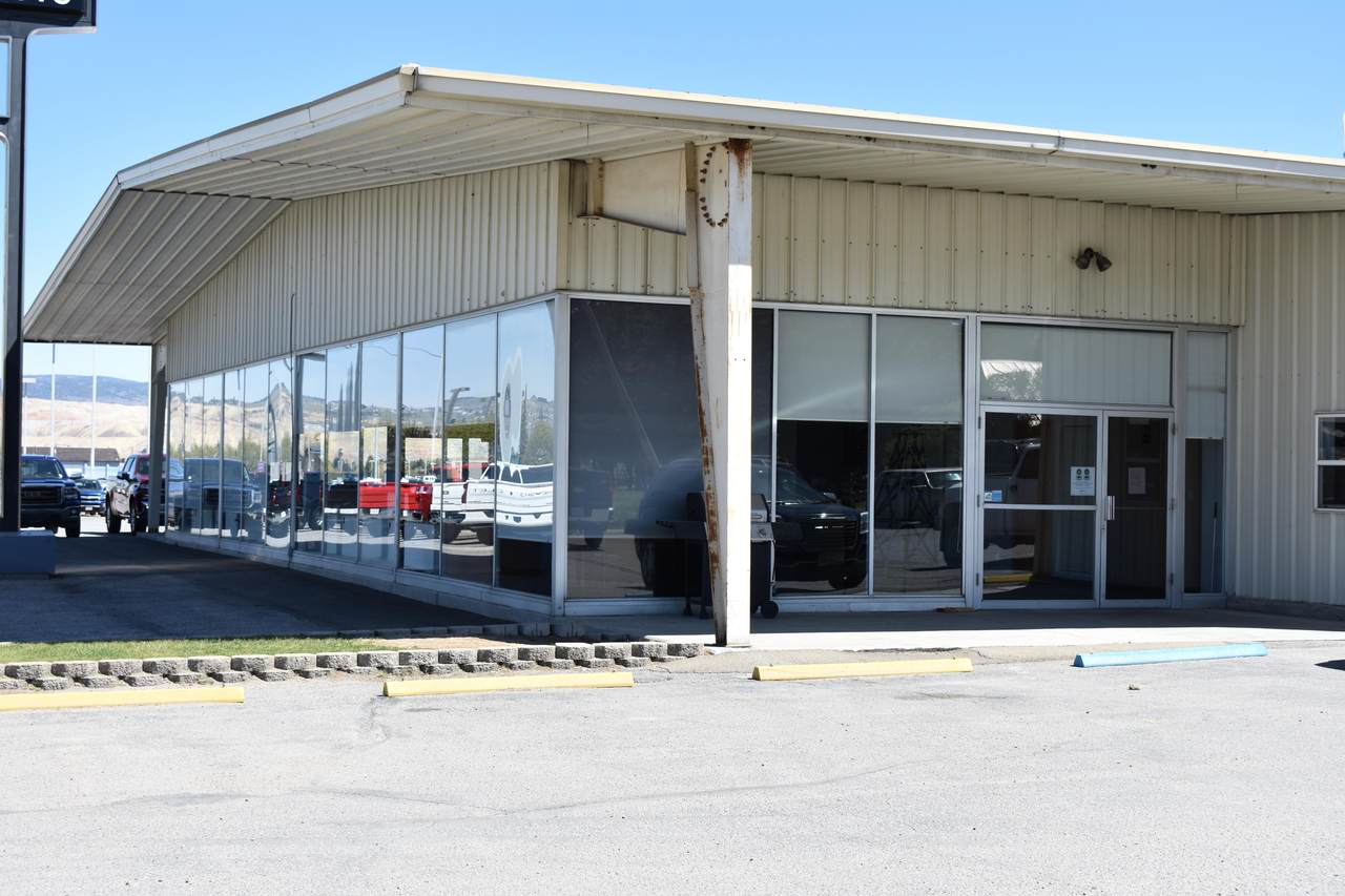 3900 Harrison Avenue - Photo 1