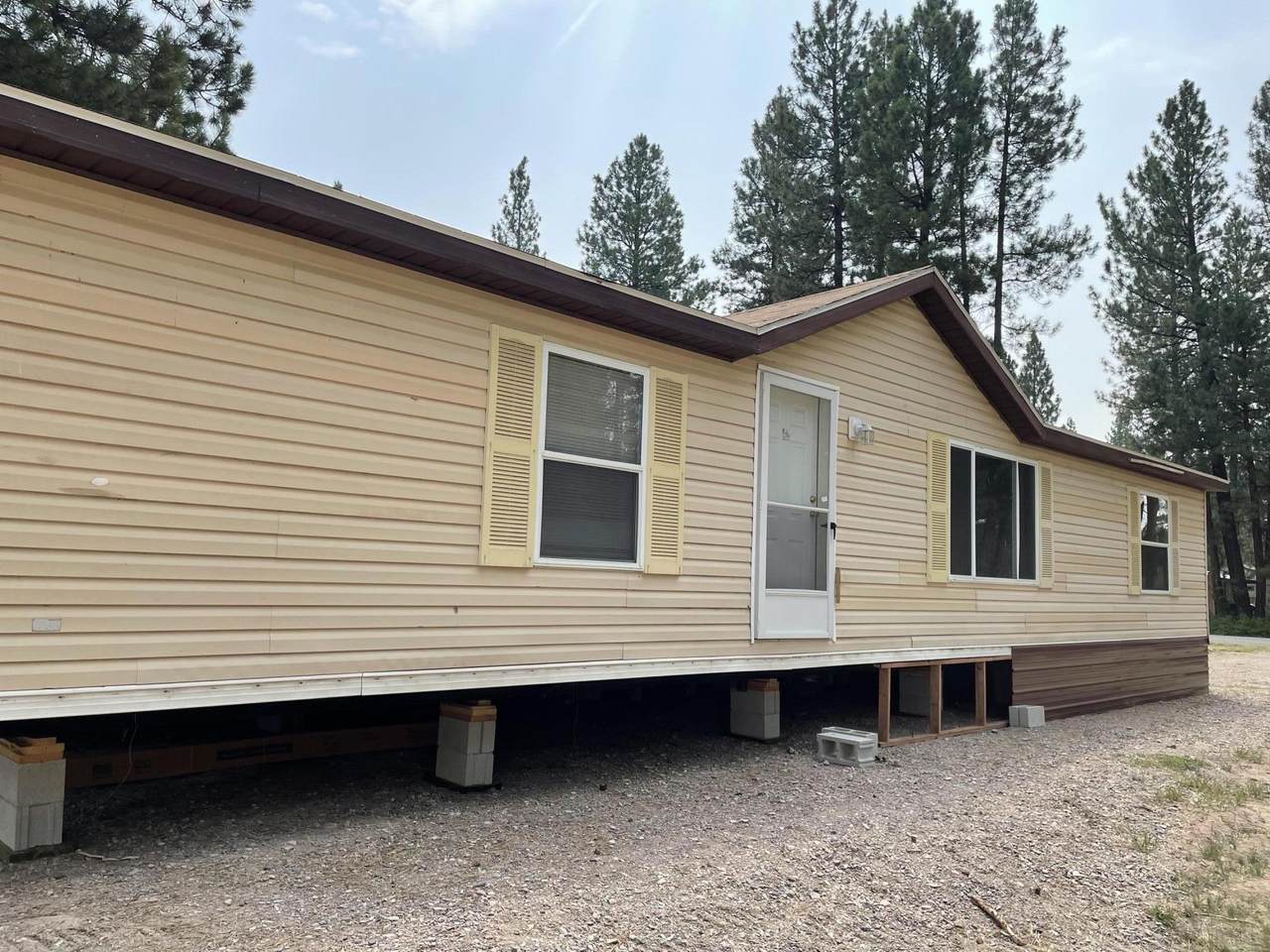 932 4th Avenue - Photo 1