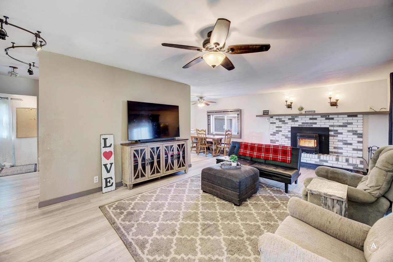 5420 Robin Drive - Photo 1