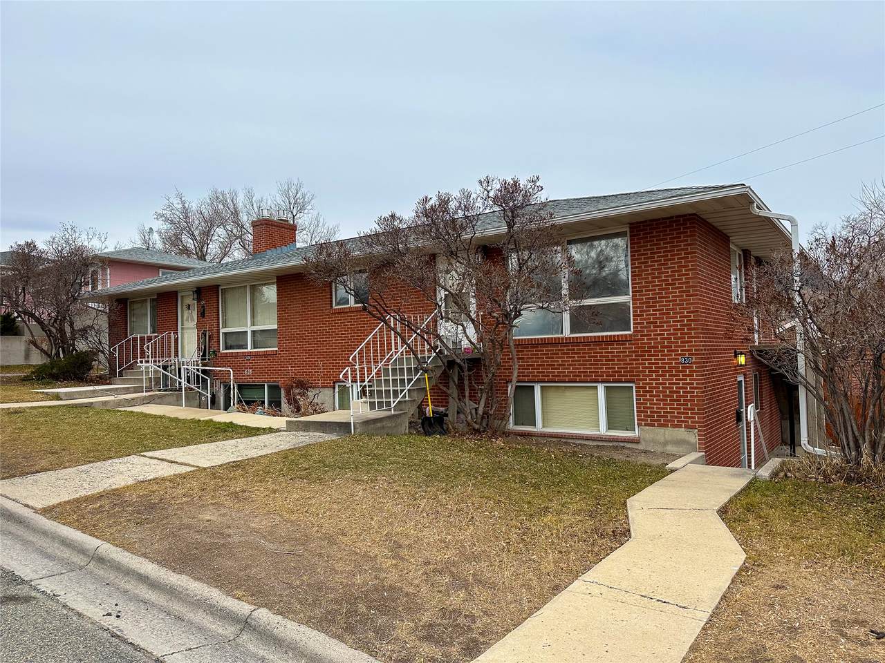 824-830 Hoback Street - Photo 1