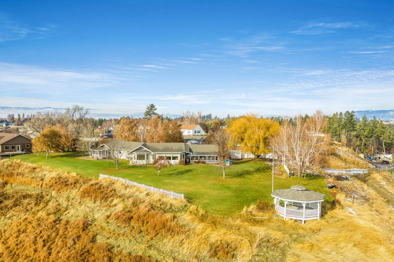 2670 Mission Trail Road - Photo 1