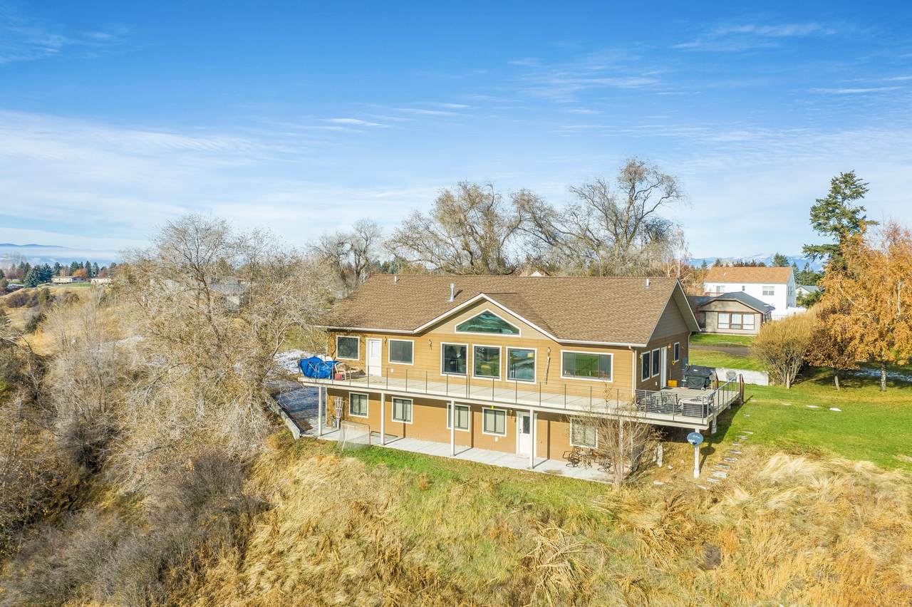 2666 Mission Trail Road - Photo 1