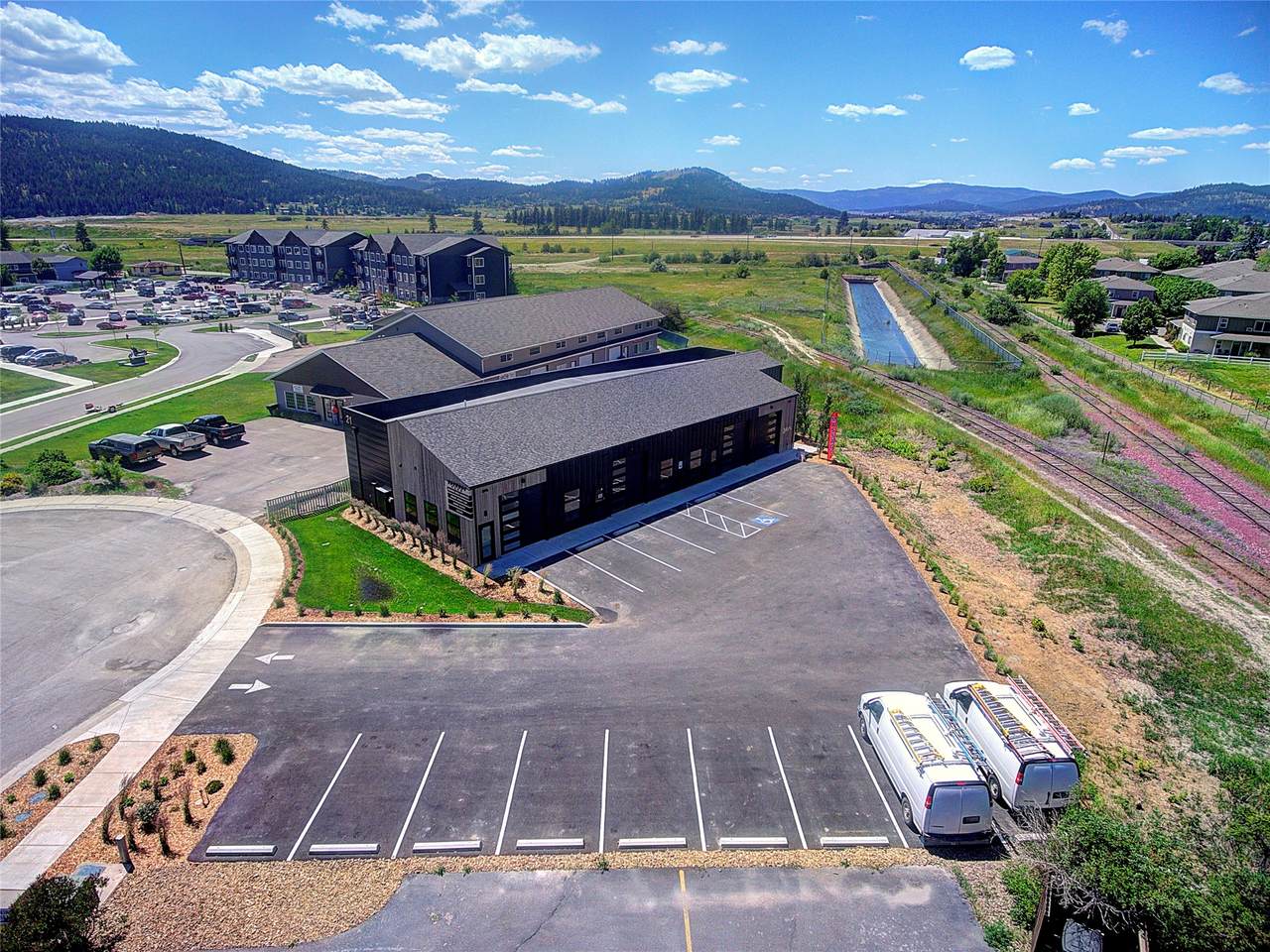 21 Meridian Court - Photo 1