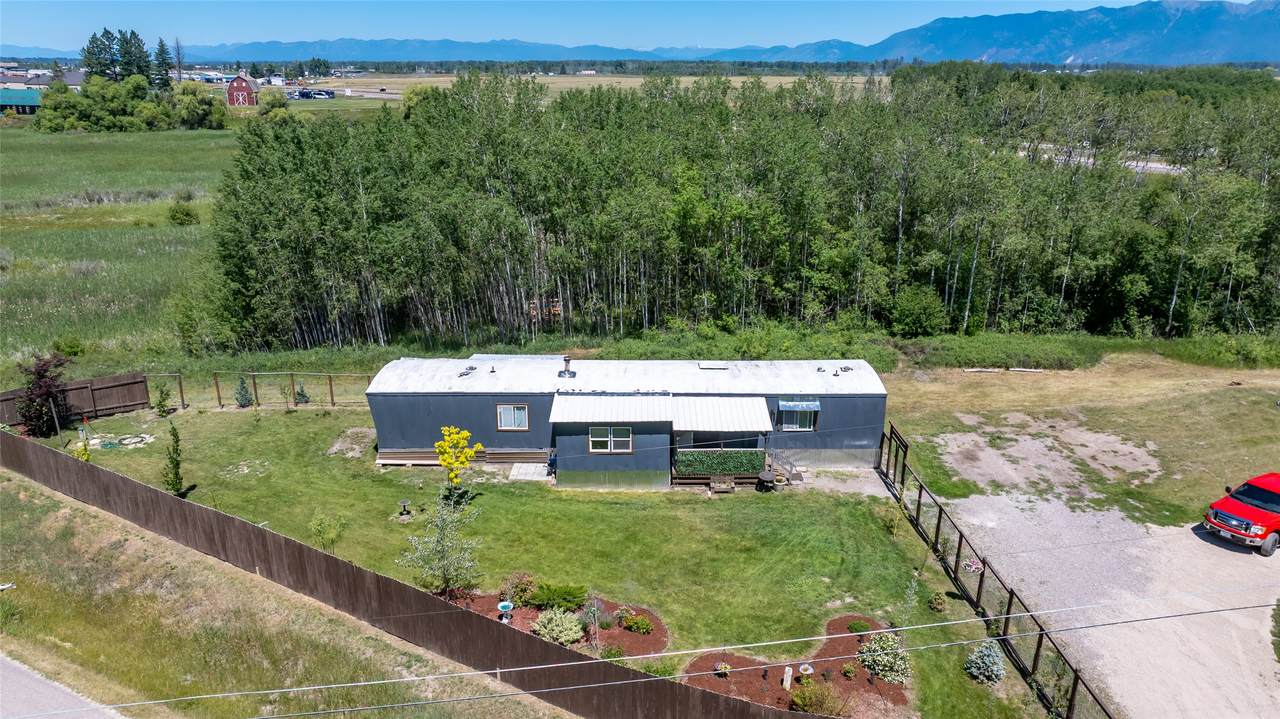 445 Fir Terrace - Photo 1