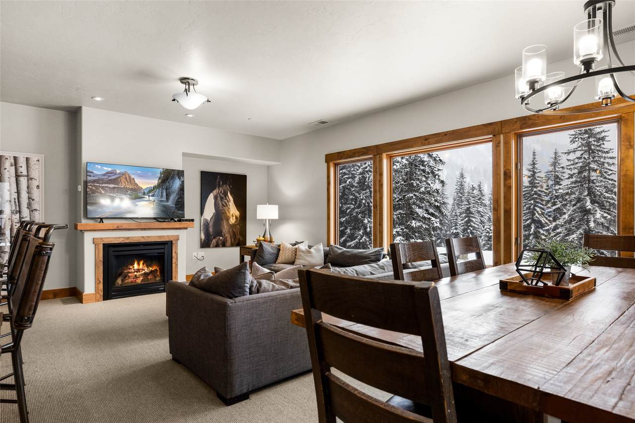 3820 Tamarack Avenue - Photo 1