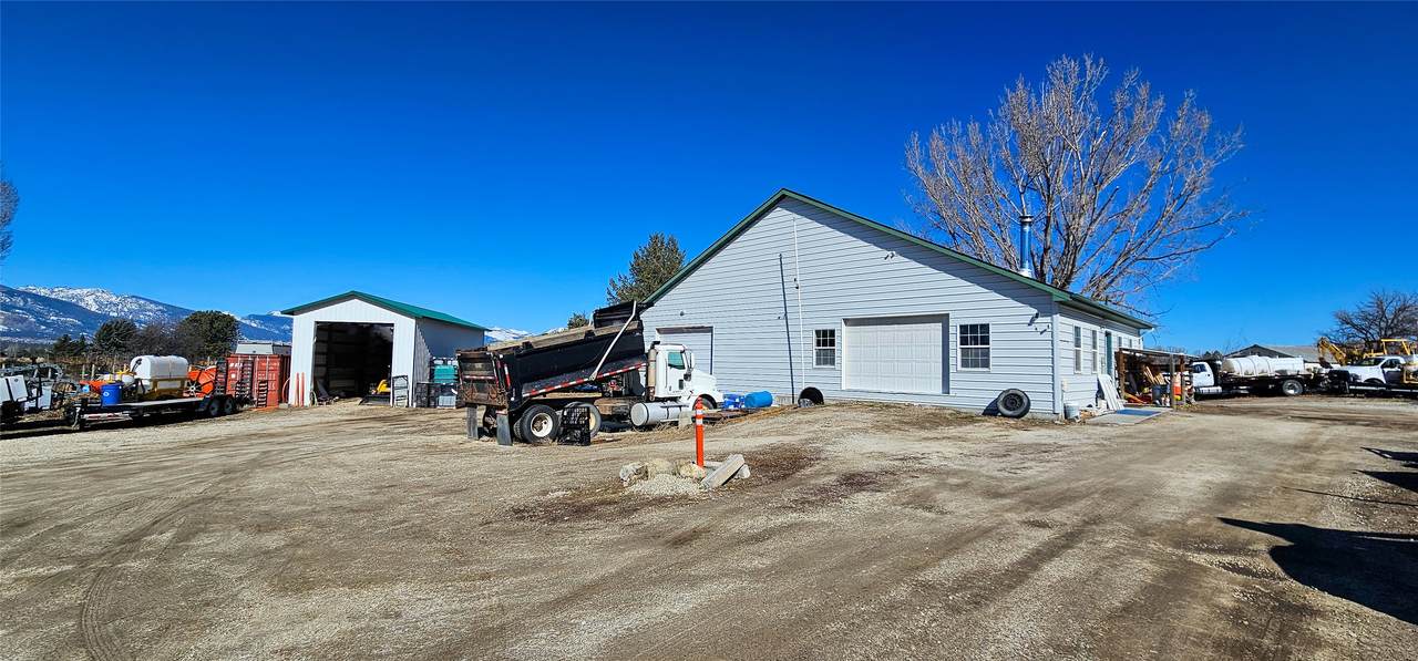 245 Olde Road - Photo 1