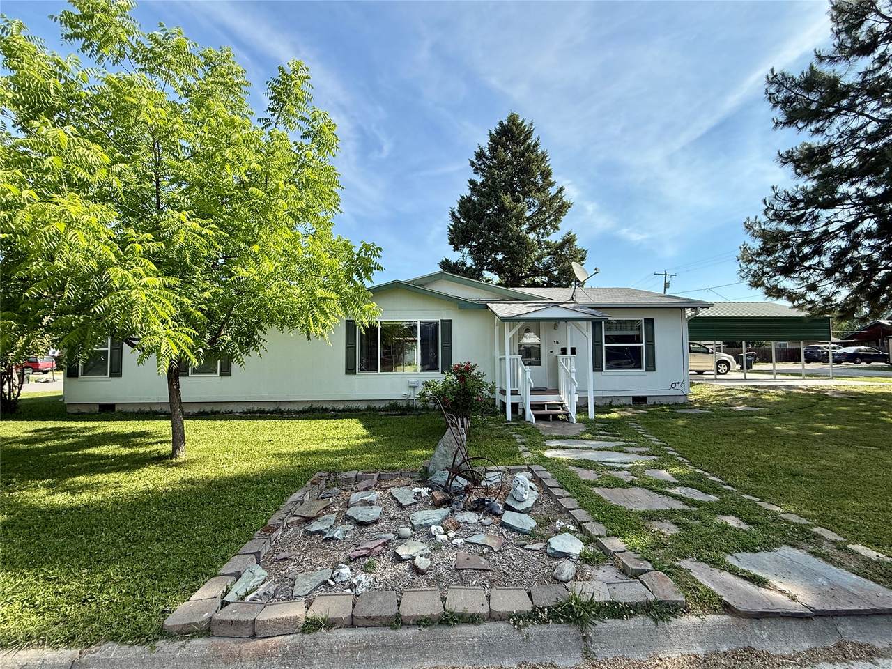 516 4th Street - Photo 1
