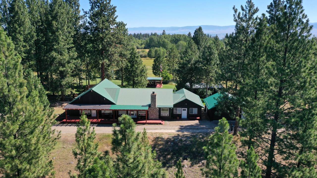 1427 Burr Ridge Road - Photo 1
